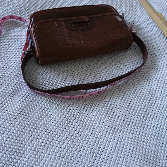 Vintage Dooney & Bourke Croc Embossed  saddle shoulder bags - Picture 12 of 14